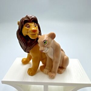 Vintage 90s The Lion King Disney Store PVC Figure Simba And Nala Together *Rare*